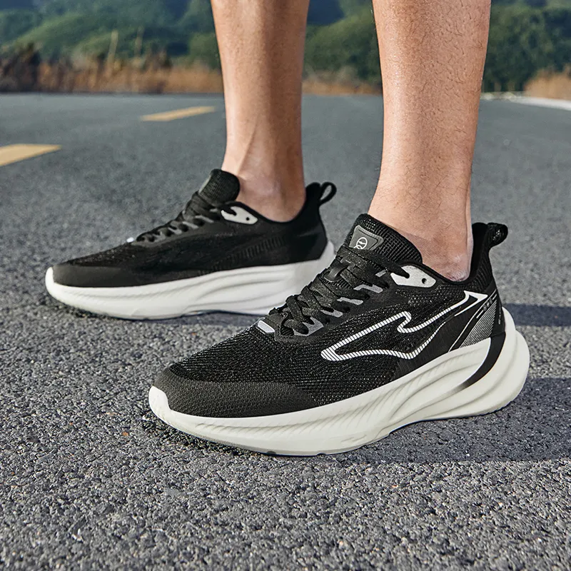 Erke Wind Chase 2.0 V2 Cushioned Wear-Resistant Breathable Low-Top Casual Running Shoes Men's Black White-5