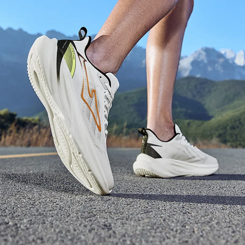 Erke Wind Chase 2.0 V2 Cushioned Wear Resistant Breathable Low Top Sprint Running Shoes Men's White Green-7
