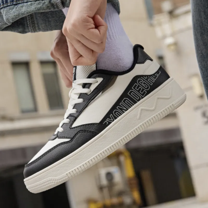 361° Wear Resistant Slip Resistant Low Top Skateboard Shoes Women's Feather White Obsidian Black-1