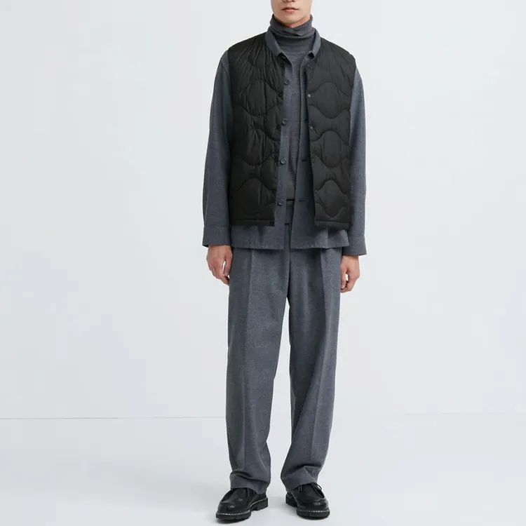 UNIQLO Vests Men Black-1