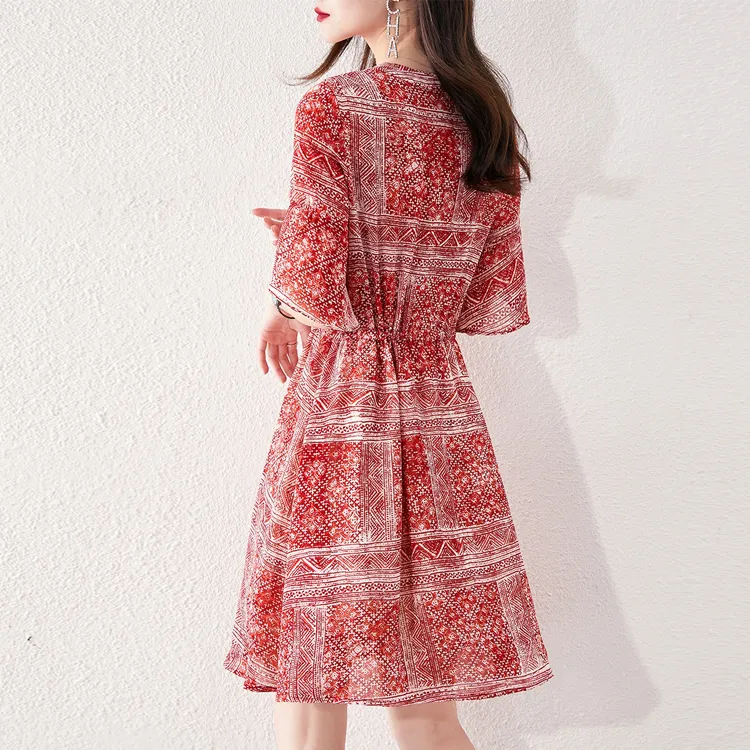Still Quiet Short Sleeved Dress Women's Red-2