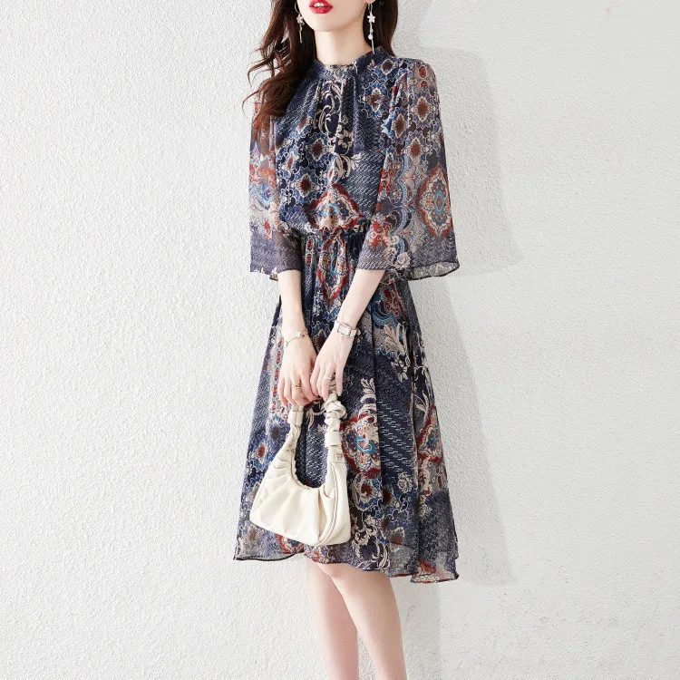 Still Quiet Short Sleeved Dresses Women's Blue-1