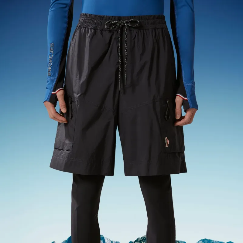 Moncler Logo appliqué Drawstring Shorts-2