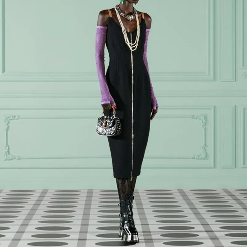 GUCCI V neck Stretch Wool Dress-1