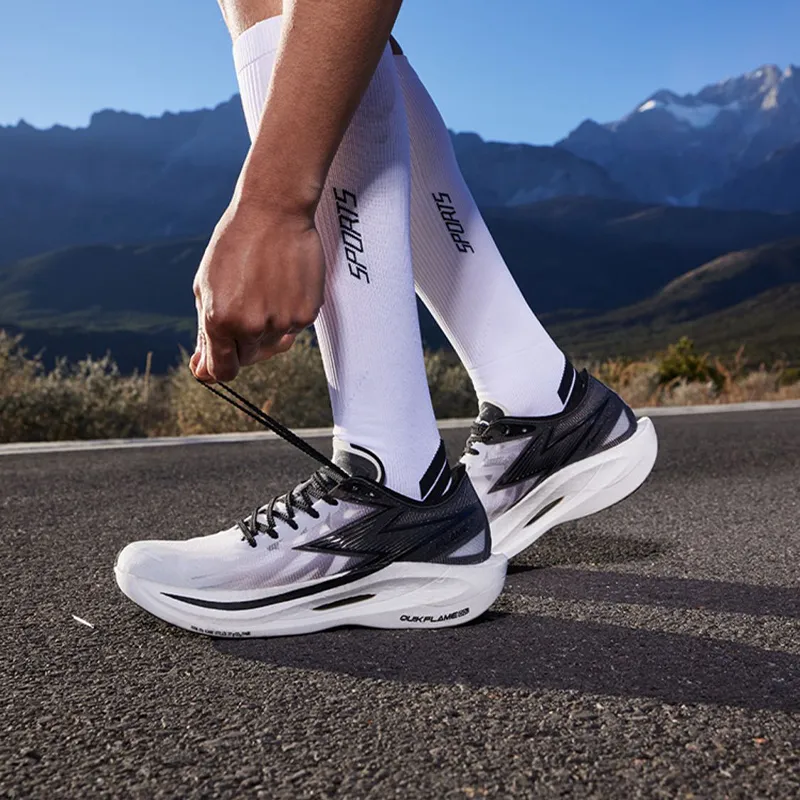 361° Feiran 2 Cushioned Anti Slip And Wear Resistant Lightweight Low Top Running Shoes Men's White Black-5