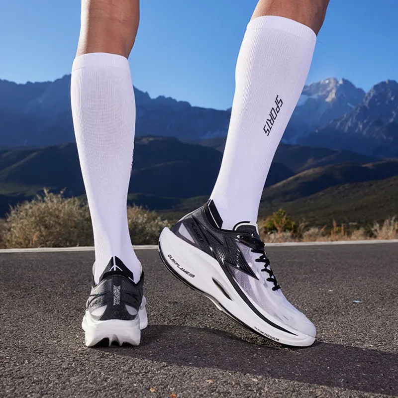 361° Feiran 2 Cushioned Anti Slip And Wear Resistant Lightweight Low Top Running Shoes Men's White Black-9