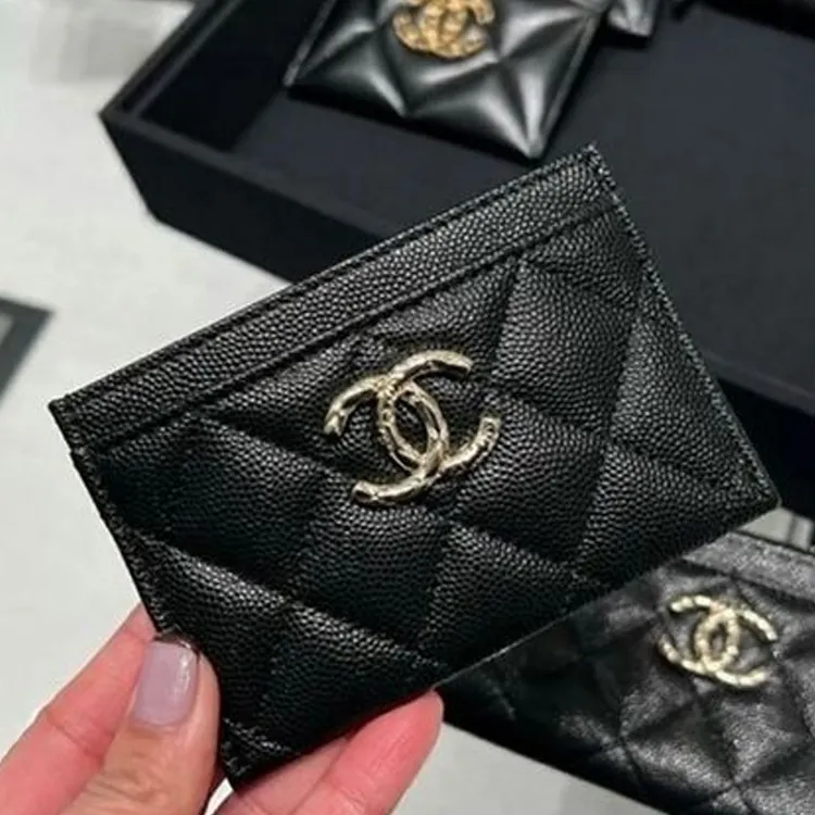 CHANEL Caviar Cow Leather Card Holder Women's Black-4