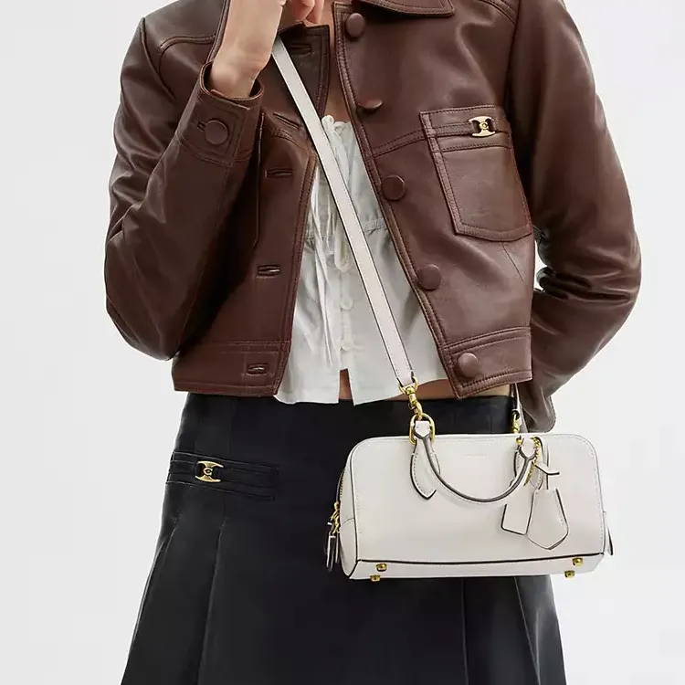 COACH Bowery Glove Tanned Leather Shoulder Bag, Crossbody Bag, Handbag Medium Size Women's Chalk-5