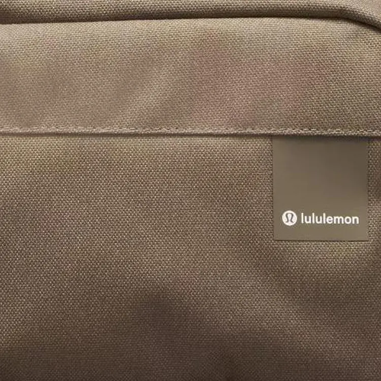 Lululemon Water-Resistant Fabric Toiletry Bags Storage Bags Unisex Brown-2