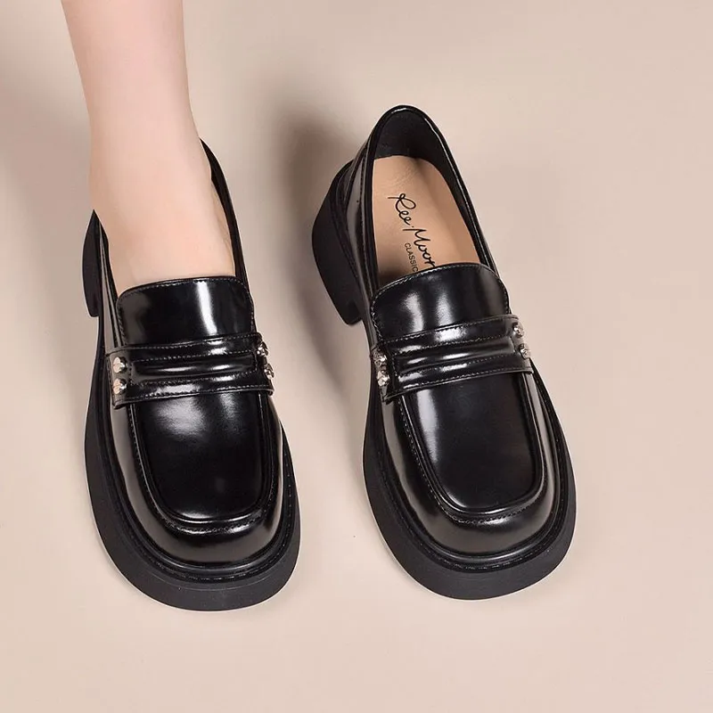 Reemoor Loafers Women's Ecru/Black-5