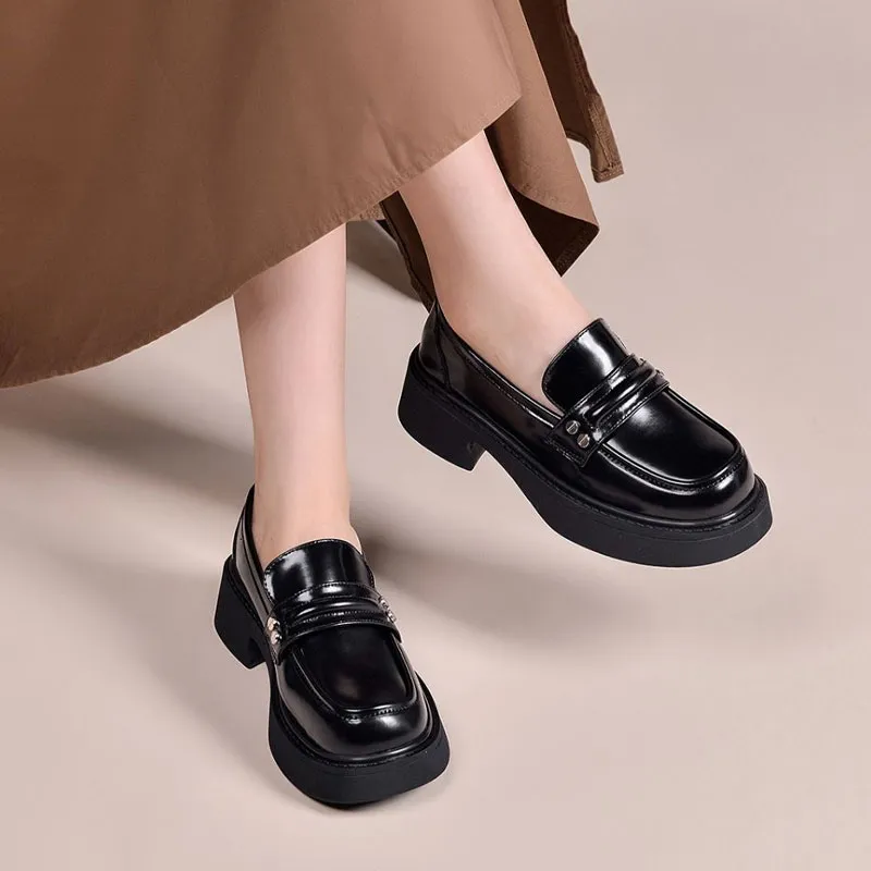 Reemoor Loafers Women's Ecru/Black-6