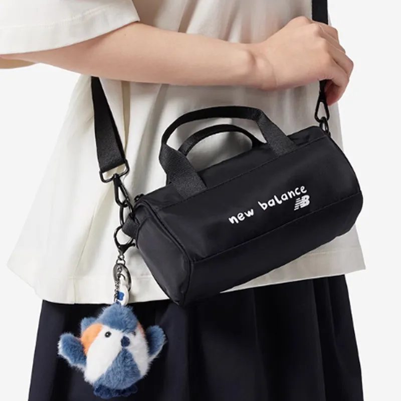 New Balance Fabric Handbag Shoulder Bag Crossbody Bag Regular Unisex Black-1
