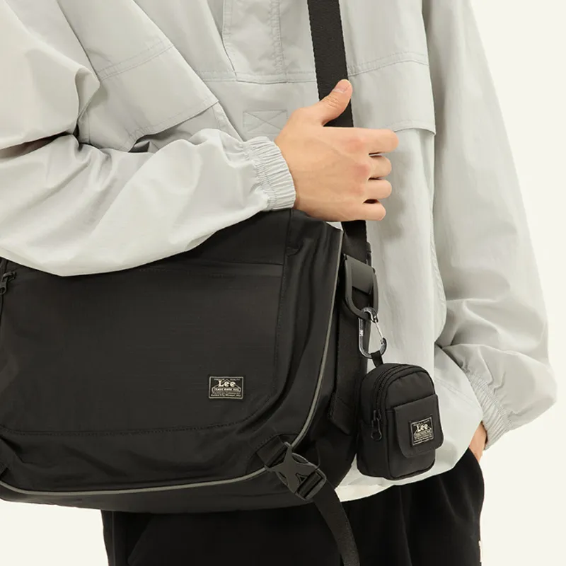 Lee Nylon Messenger Bag, Shoulder Bag Regular Unisex Black-4