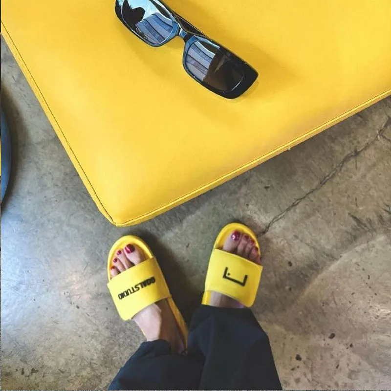 GOALSTUDIO GRAB ITYBALANCE PRO Slide Slippers Unisex Bright Yellow-7