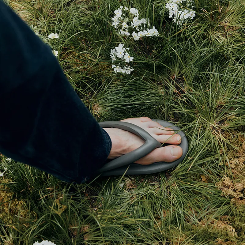 TAW&TOE Flip Flops Unisex Dark Gray-8