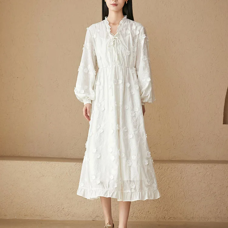 Pumpkin Valley Long-Sleeved Dresses Women's Pear Roll Bubble White-1
