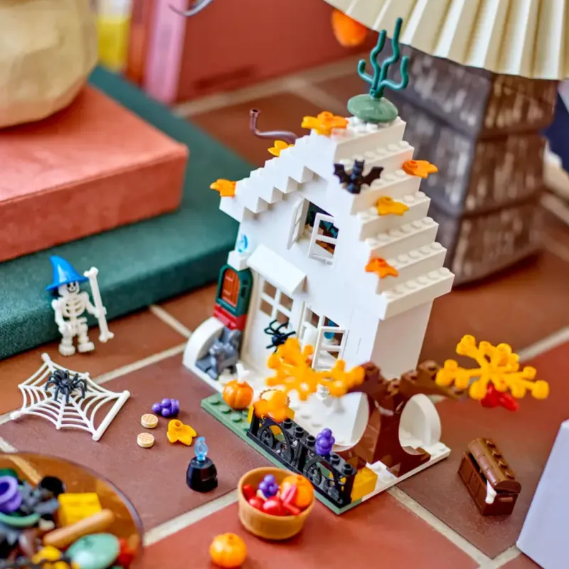 LEGO Holiday Limited Edition, Free Gift Set Included 2023 Halloween GWP Building Bag Building Blocks 118 Pcs 40608-1