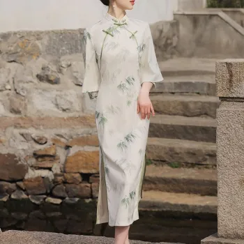 Red Colored Clothes Cheongsam Women's Green Bamboo