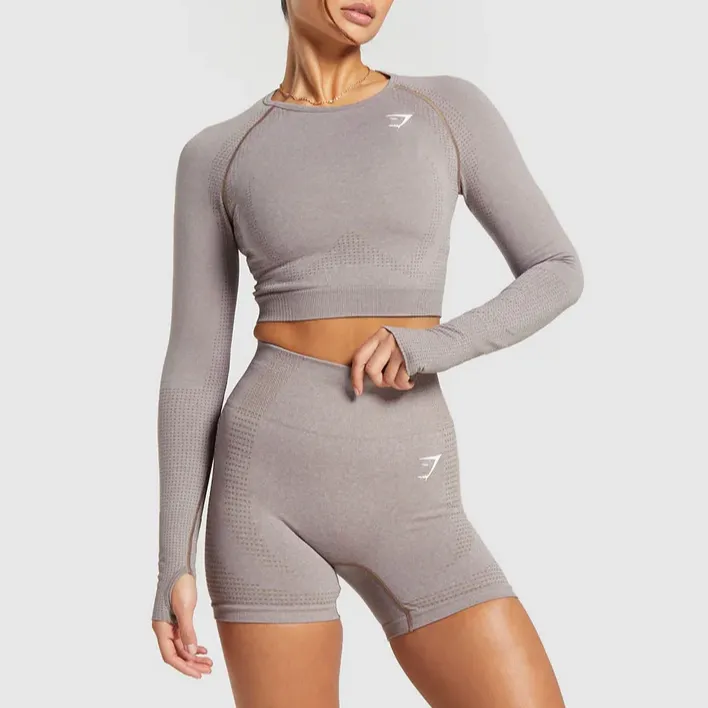 GYMSHARK T Shirt Women's Warm Taupe Mud Gray-3