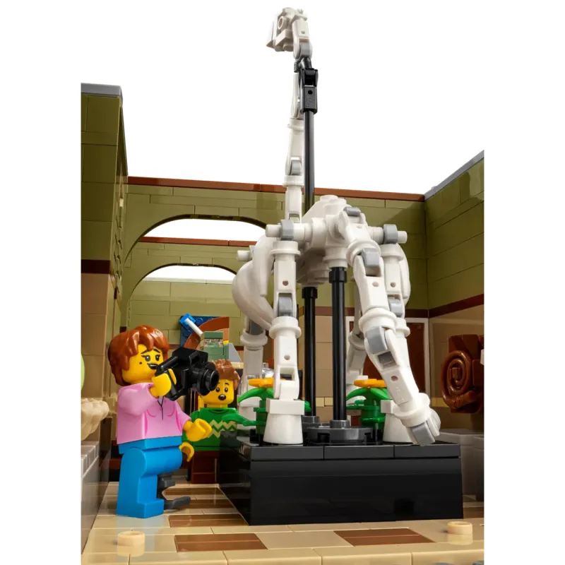 LEGO Natural History Museum Building Blocks 10326-4