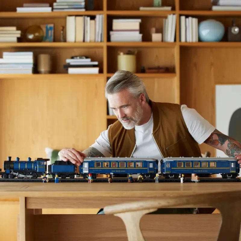 LEGO The Orient Express Train-8