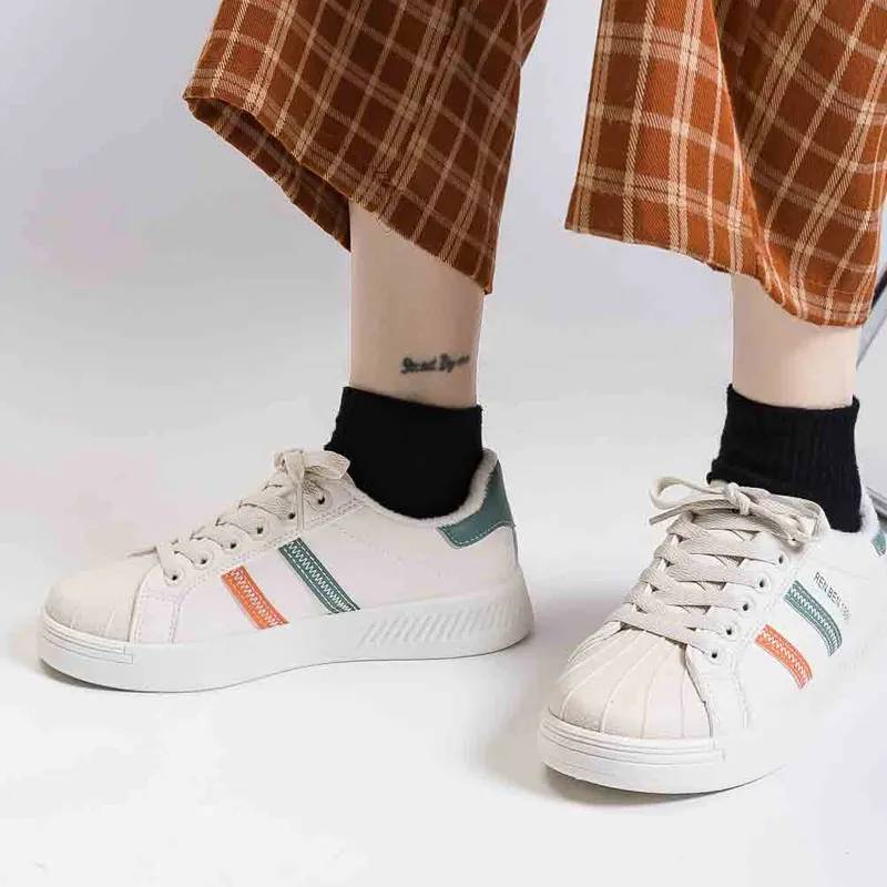 RENBEN Warm Water Resistant Wear Resistant Lightweight Low Top Skateboard Shoes Women's Beige Green-5