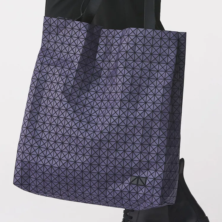 ISSEY MIYAKE Kuro Polyurethane Tote Bag, Shopping Bag, Handbag Small Size Women's Purple-3