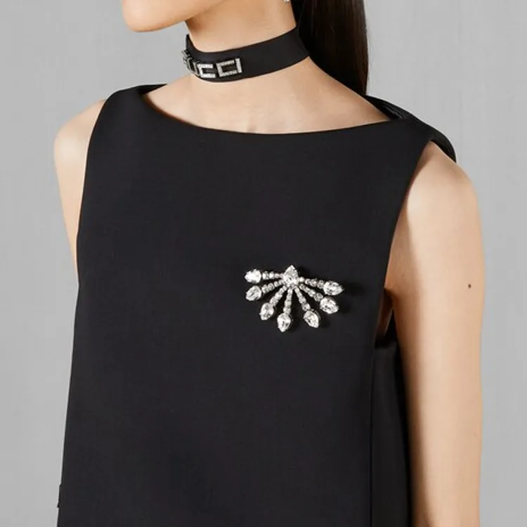 GUCCI 20th Century Crystal Single Clip On Earring Costume Earrings-2