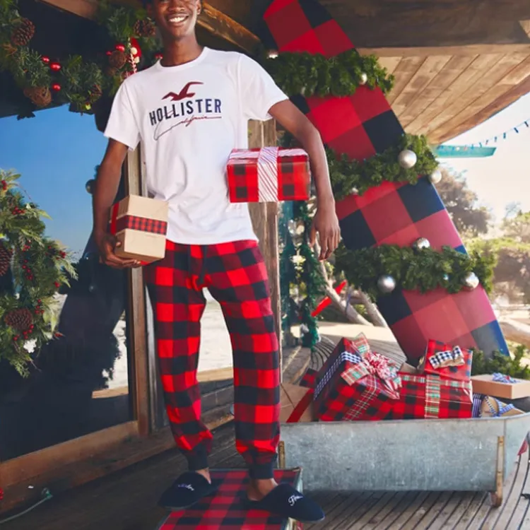 Hollister Casual Pants Women's Red Plaid-1