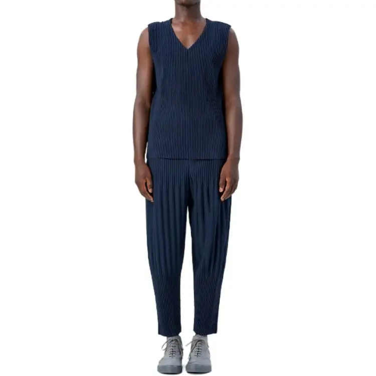 ISSEY MIYAKE Tank Tops Men Marine Blue-1