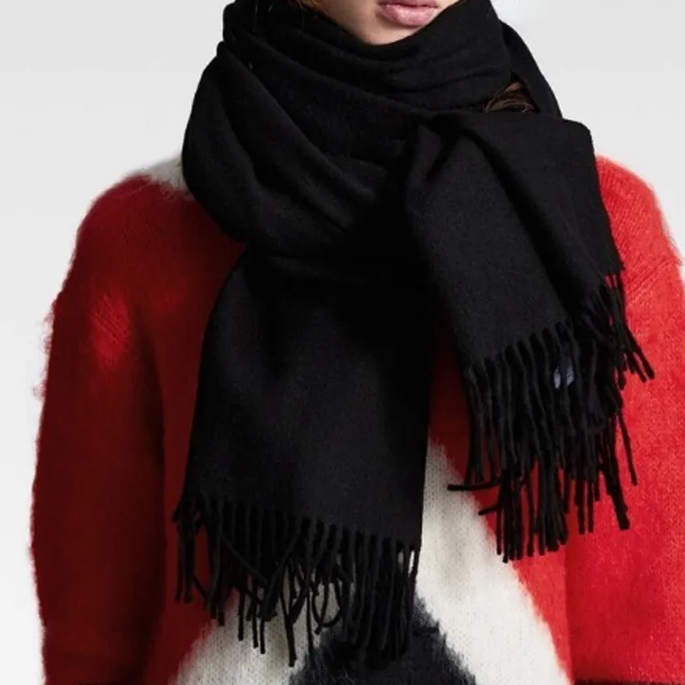 Tommy Hilfiger Knit Scarves Women's Black/Beige-2