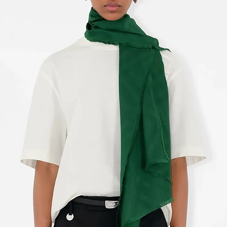 Burberry Vintage Check Jacquard Silk Scarf-3