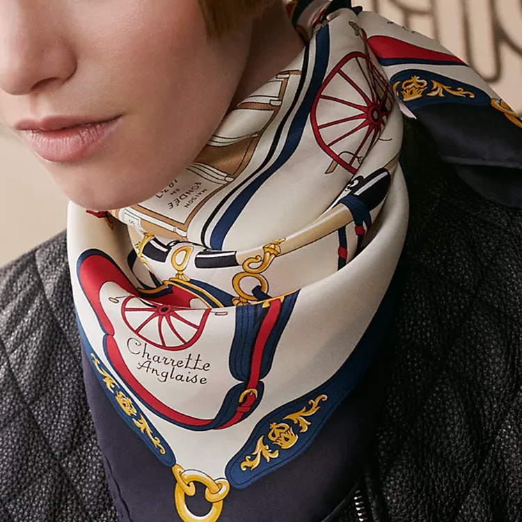 HERMES Mulberry Silk Scarves Women's Navy Blue/Cream/Red-1