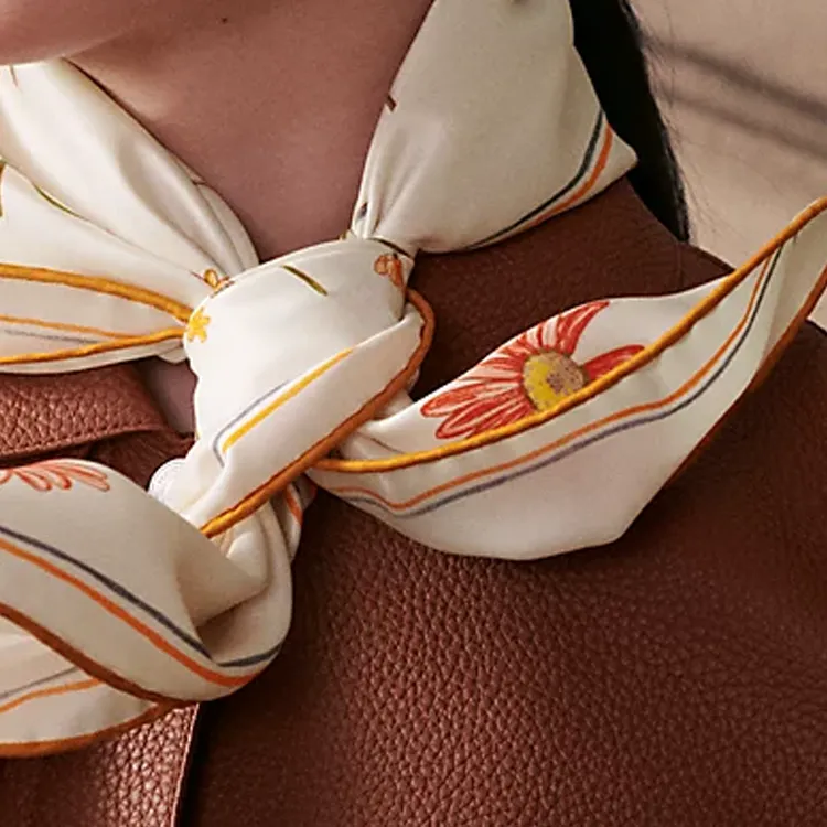 HERMES Silk Silk Scarves Women's Cream-2