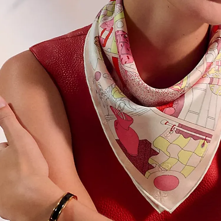HERMES Mulberry Silk Scarves Women's Pearl Shell Pink/Red-2