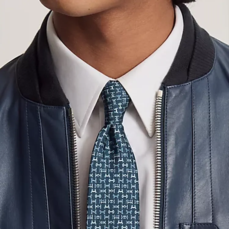 HERMES Mulberry Silk Ties Men's Marine Blue-2