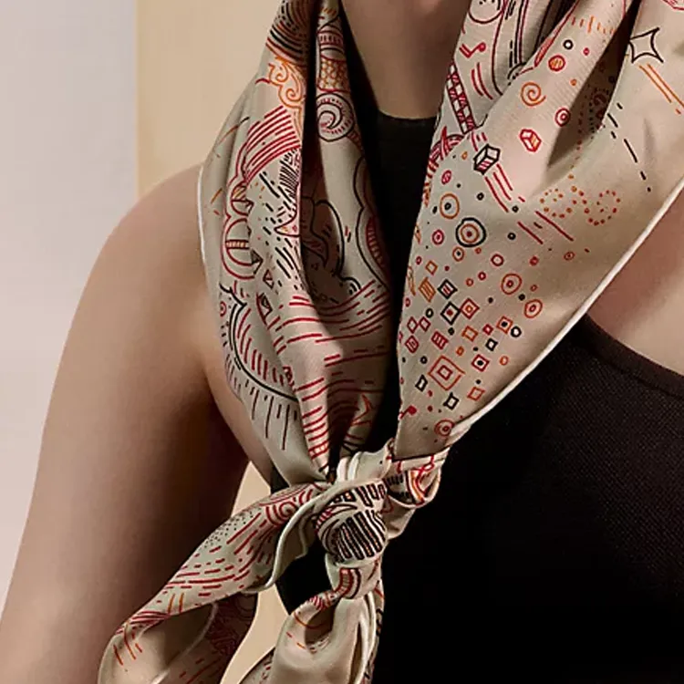 HERMES Mulberry Silk Scarves Women's Light Umber-2