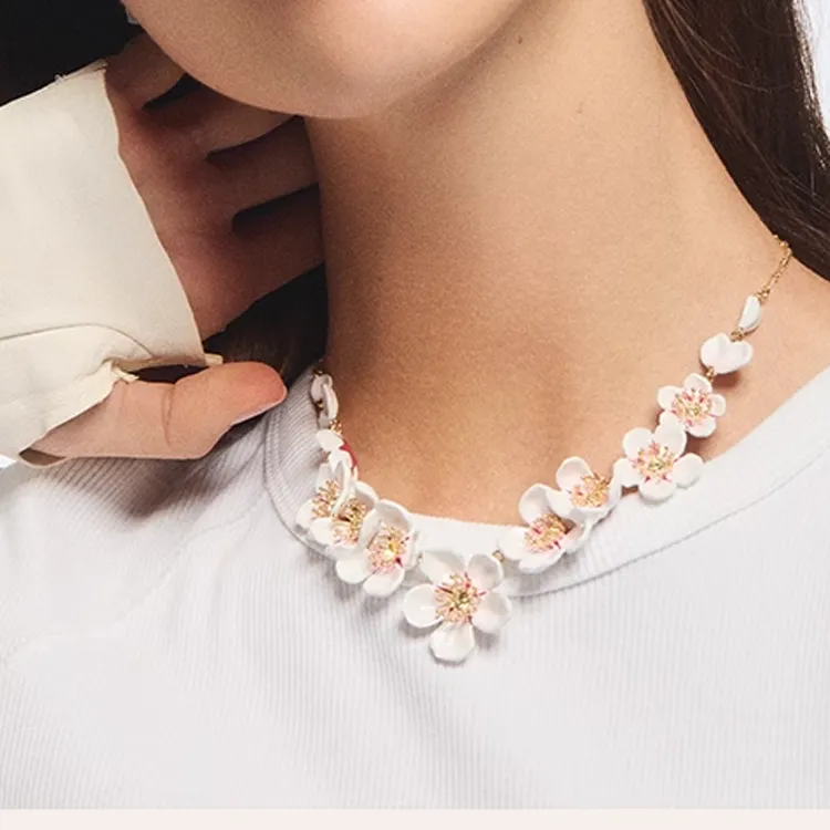 LES NEREIDES Gold Plated Necklaces Women's White-2