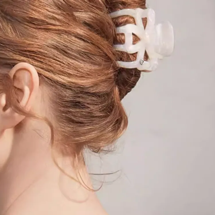 EVITA PERONI Acetate Plate Hair Clips Women's White-2