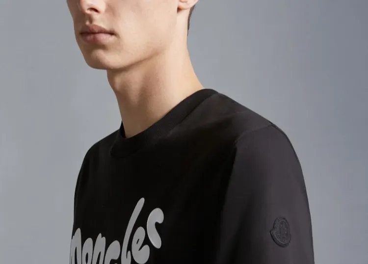 Moncler Running Logo T-Shirt - POIZON