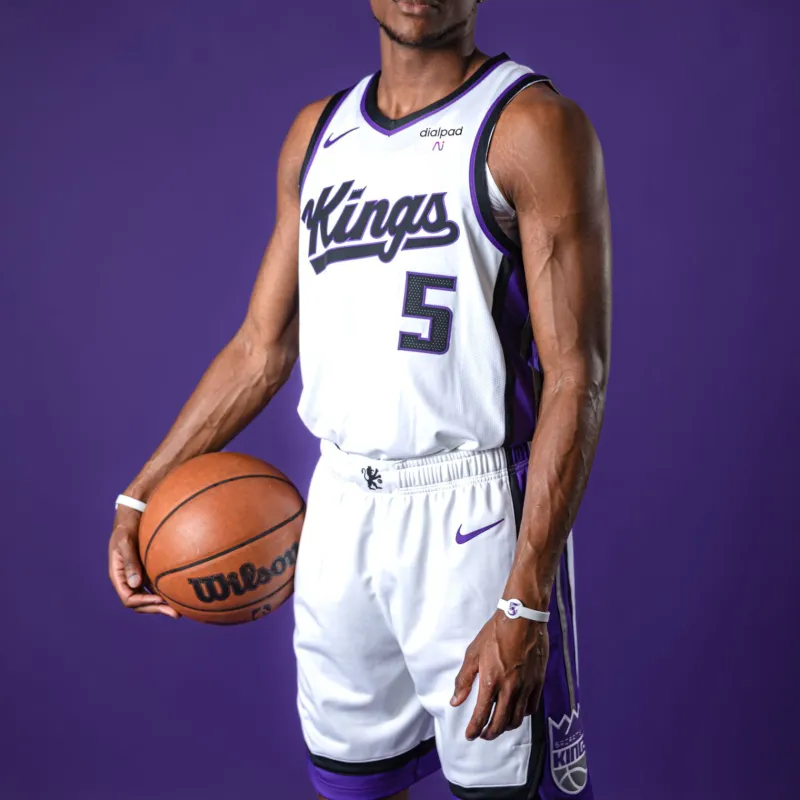 Nike Basketball Jerseys 2023 24 Season Sacramento Kings Fox 5 Size Unisex Purple-1