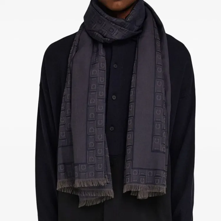 Ferragamo Gancini jacquard Stole-2