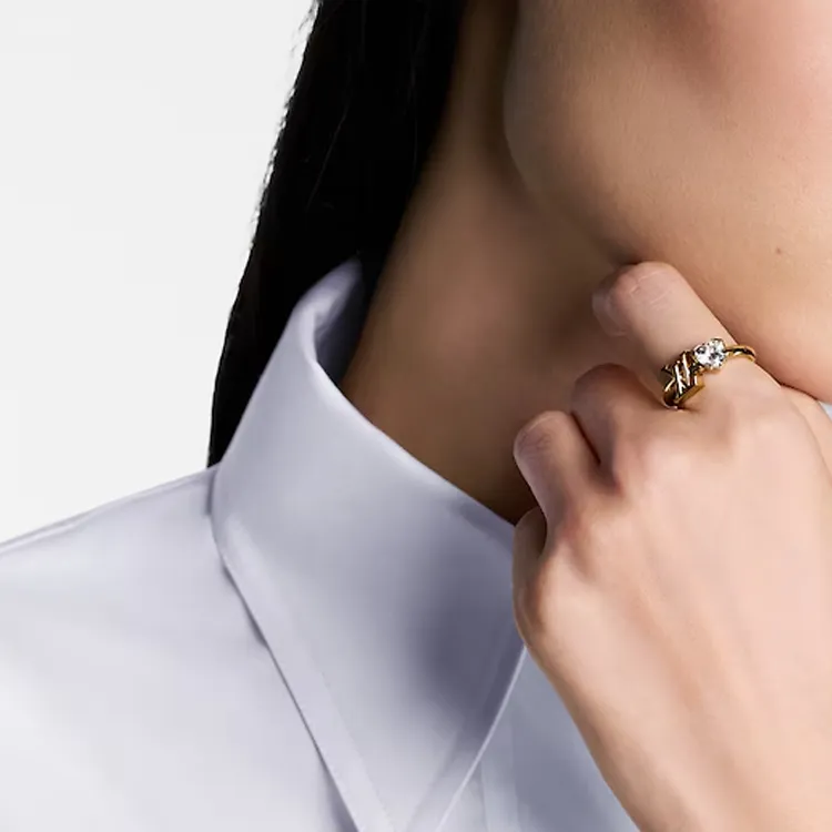 LOUIS VUITTON Lv Iconic Heart Ring-3