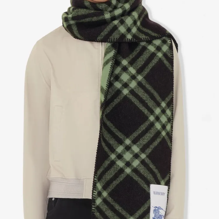 Burberry Wool Knit Scarves Unisex Green-3