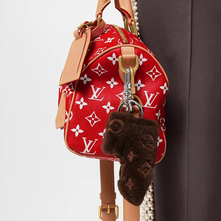 LOUIS VUITTON Monogram Footprint Bag Charm & Key Holder-3