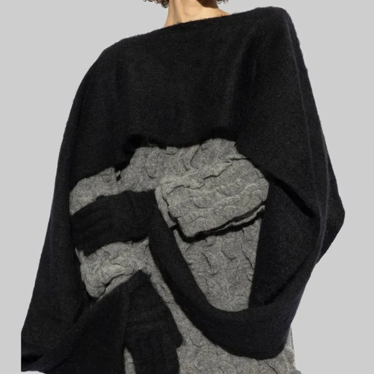 MOSCHINO Glove detail Scarf-2