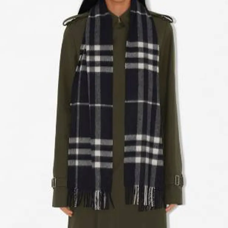 Burberry Checked Fringed Edege Scarf-3