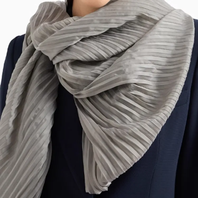 EMPORIO ARMANI Pleated Stole-1