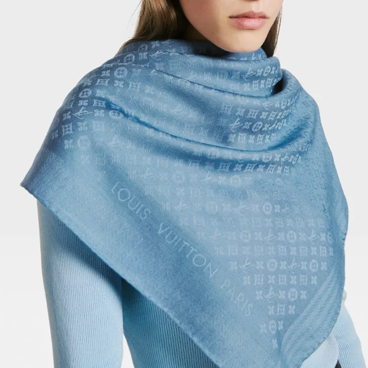LOUIS VUITTON M94934 Evermore Shawl-3