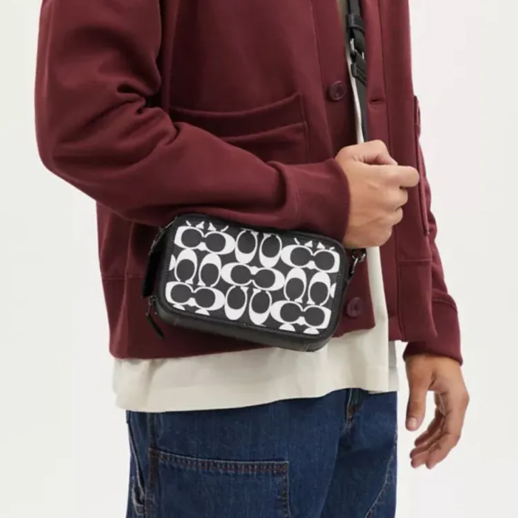COACH Calfskin Camera Bag, Shoulder Bag, Crossbody Bag Trumpets Unisex Black & White-4